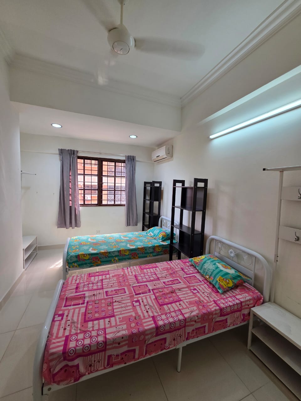 Before — Middle single room
